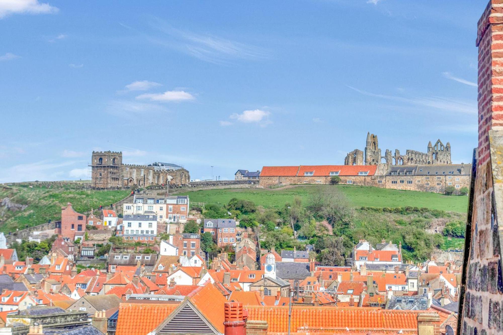 Villa Adventure House - Whitby Esterno foto