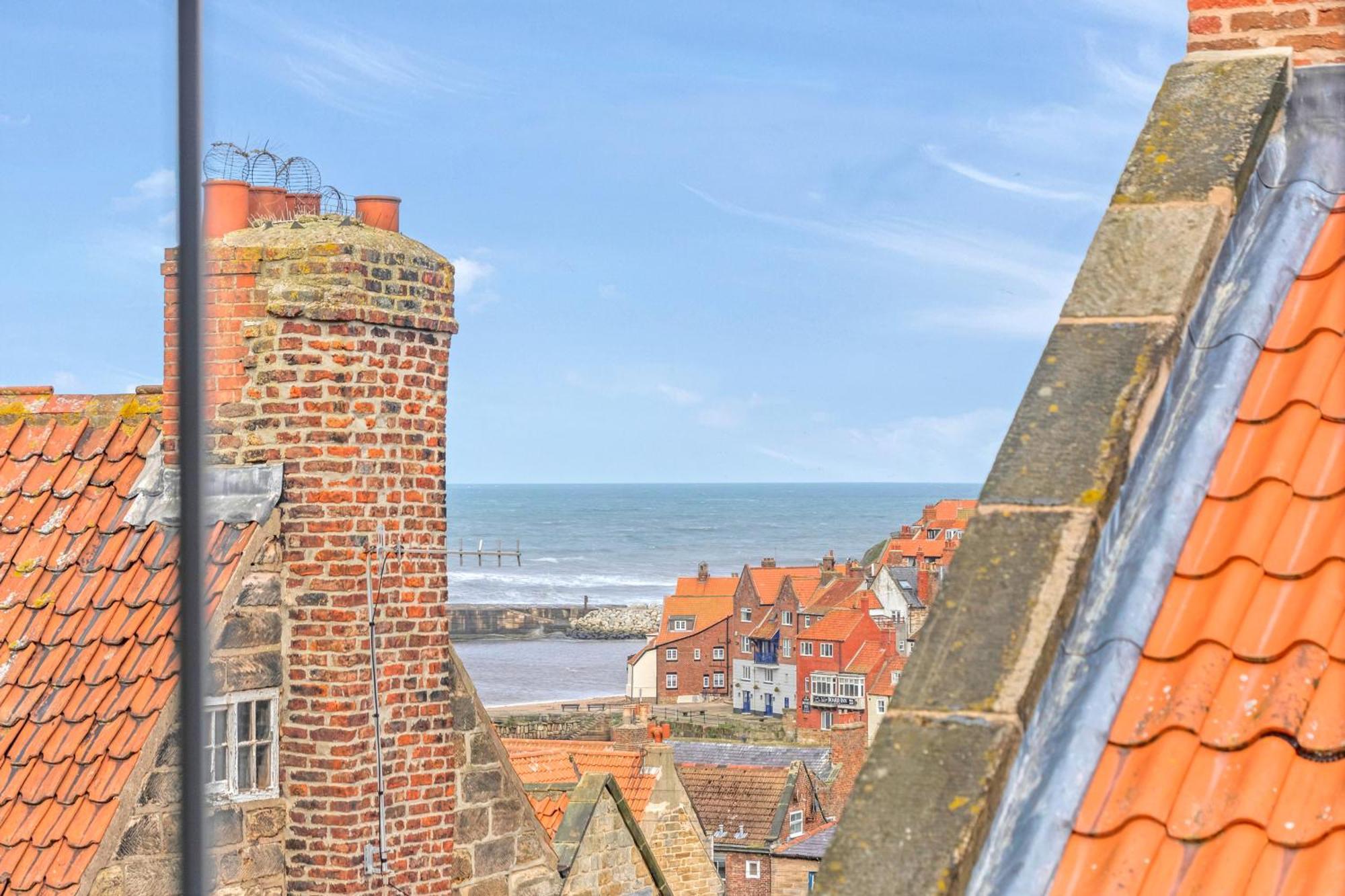 Villa Adventure House - Whitby Esterno foto